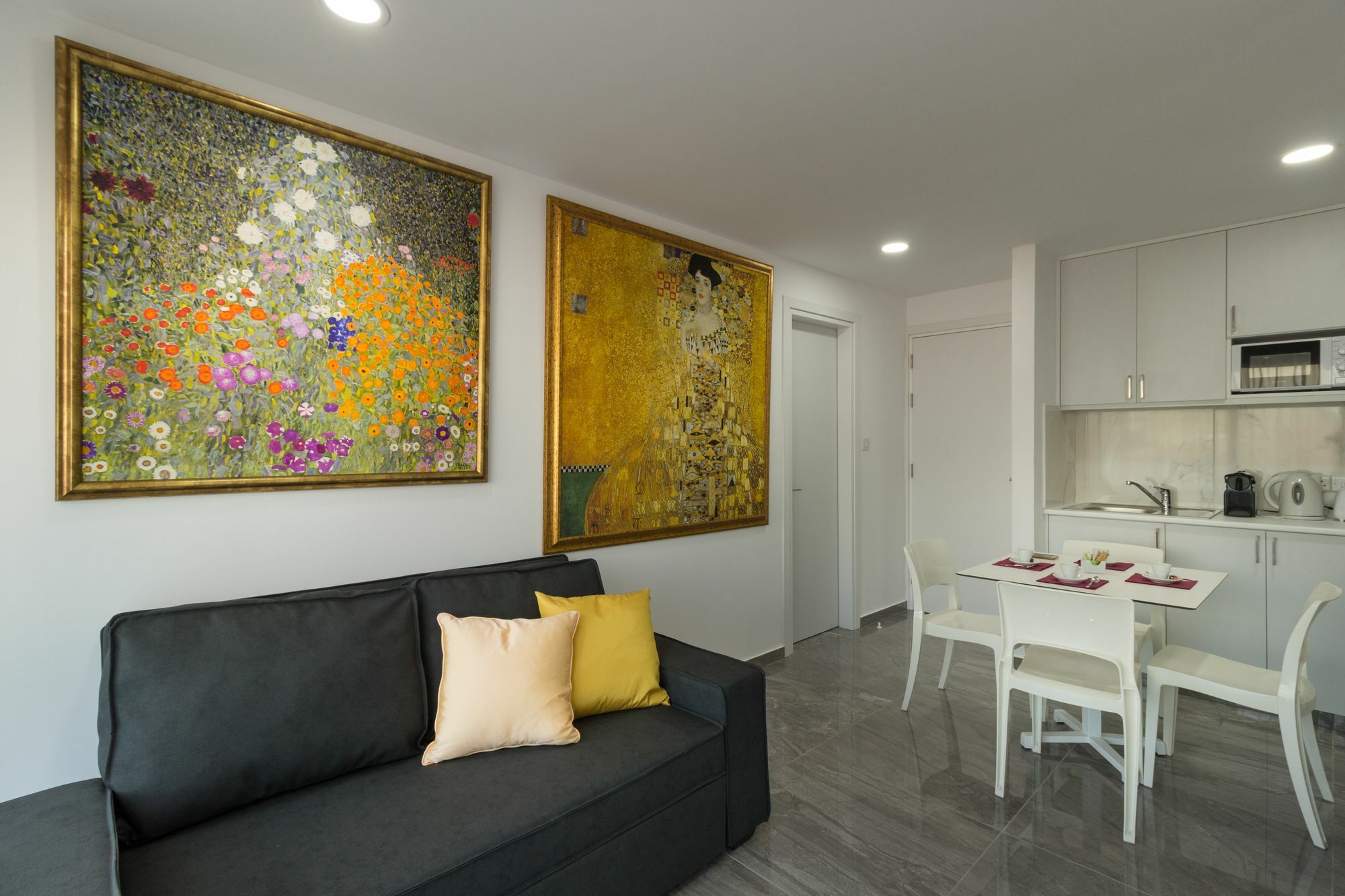 Art & Wine Boutique 3* לרנקה